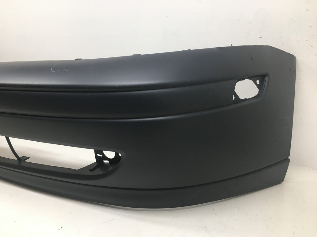 Front Bumper Cover Ford Focus w/ fog lamp holes Never painted 2000-2004 OEM2
