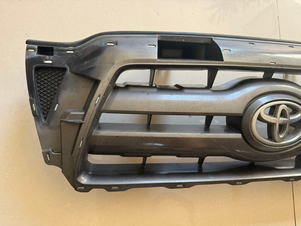 Grille Grill Grey 2005-2010 Toyota Tacoma 53100-04350 OEM