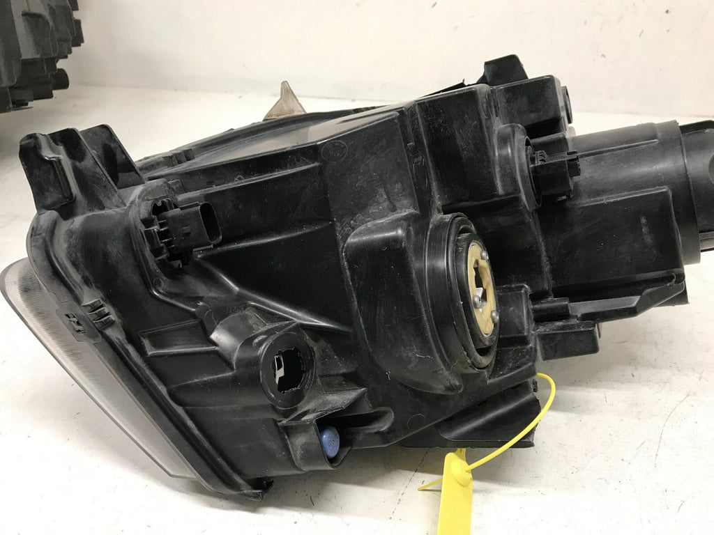 HID Headlight Damaged Driver LH Jeep Grand Cherokee 2014 15 2016 68236109AC OEM