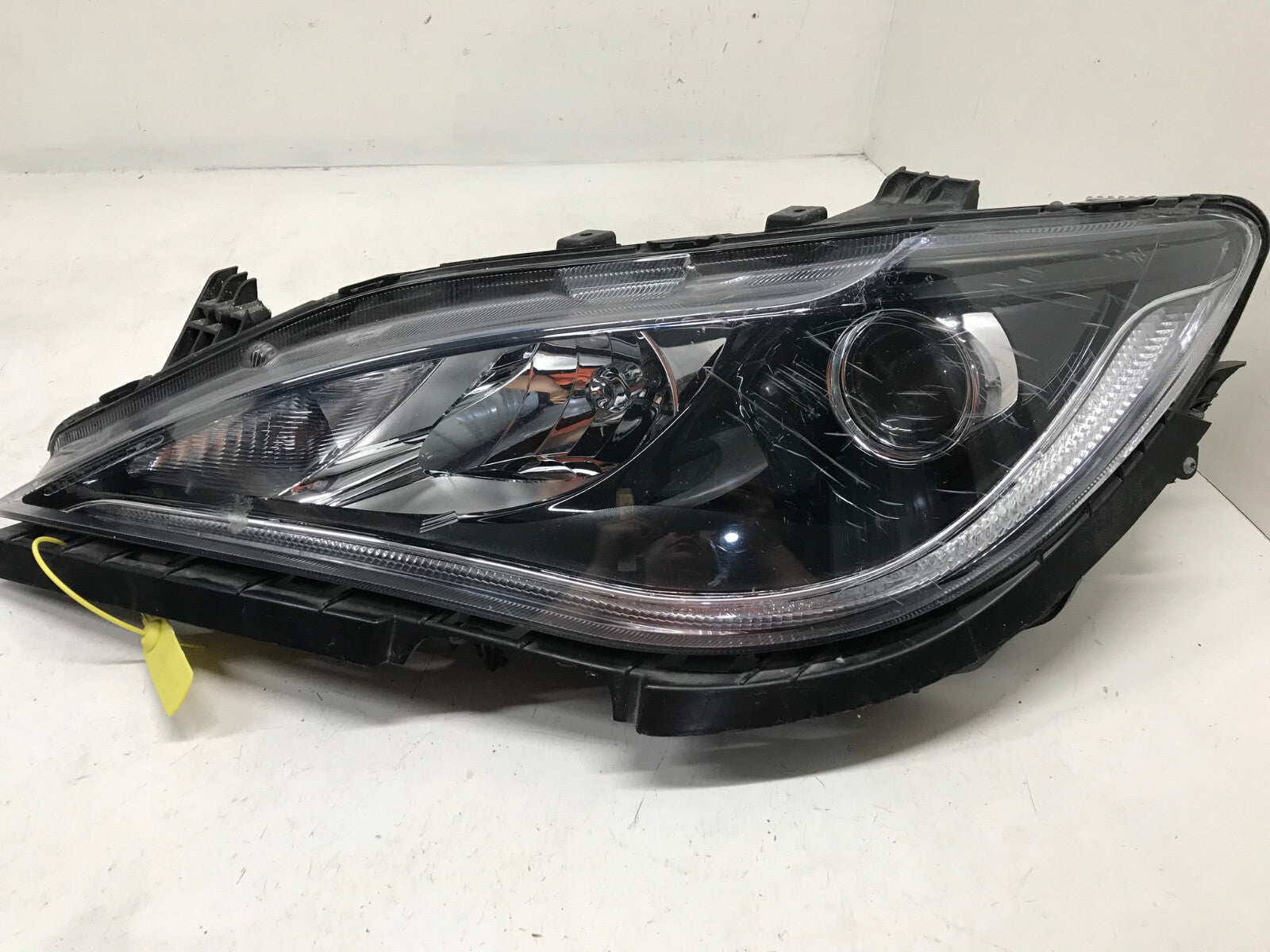 Headlight Damaged LED Driver LH Chrysler Pacifica 2017 2018 2019 68370847AB OEM