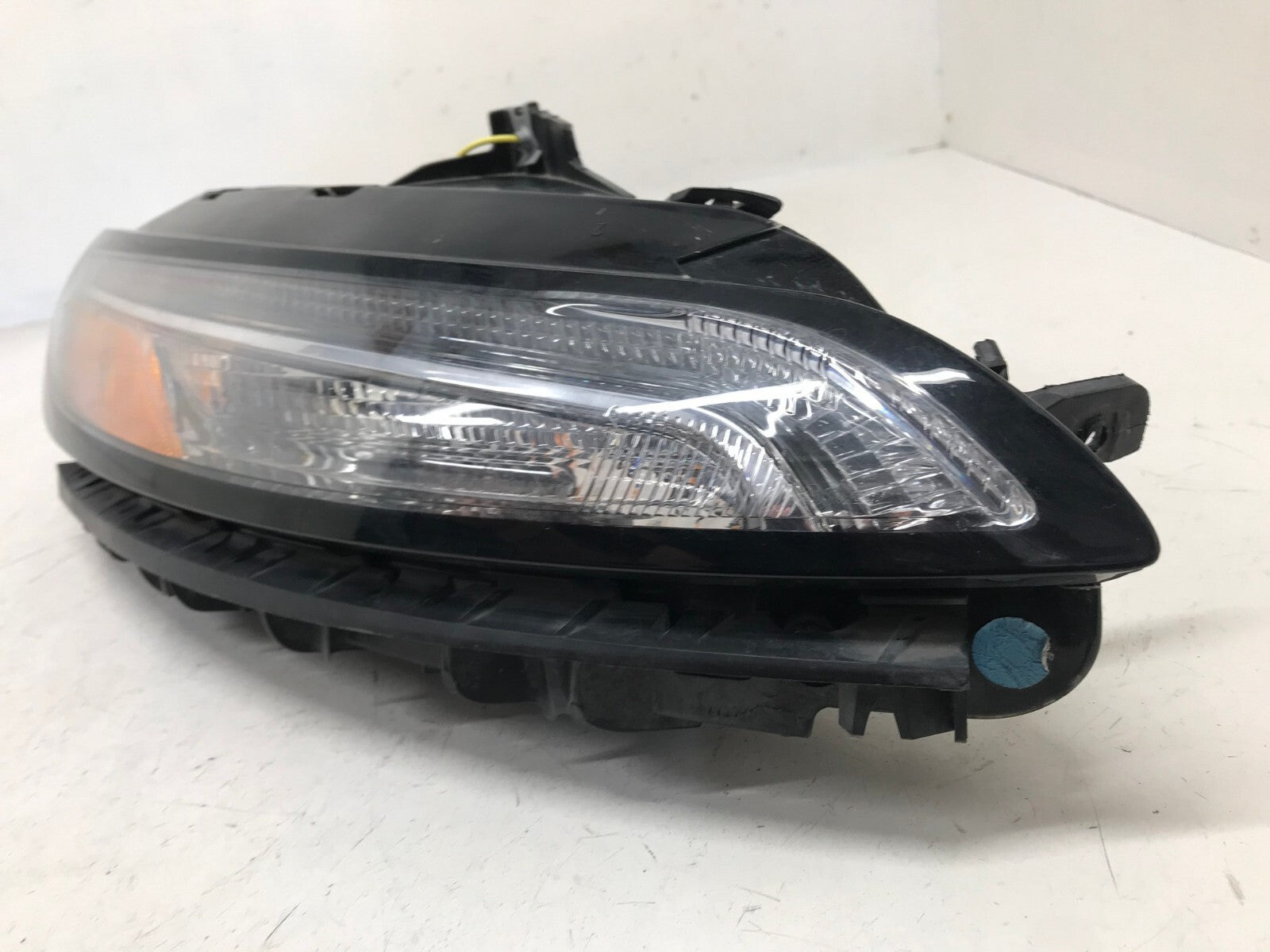 Daytime Running Lamp Front RH Passenger Jeep Cherokee 2014-18 68321886AB OEM