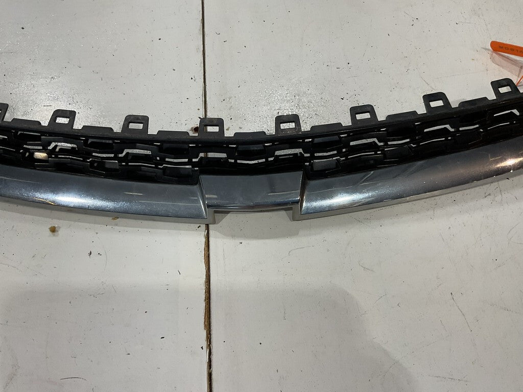 Grill Grille Black/Silver Trim 2014 2015 2016 Chevrolet Malibu 22995184 OEM
