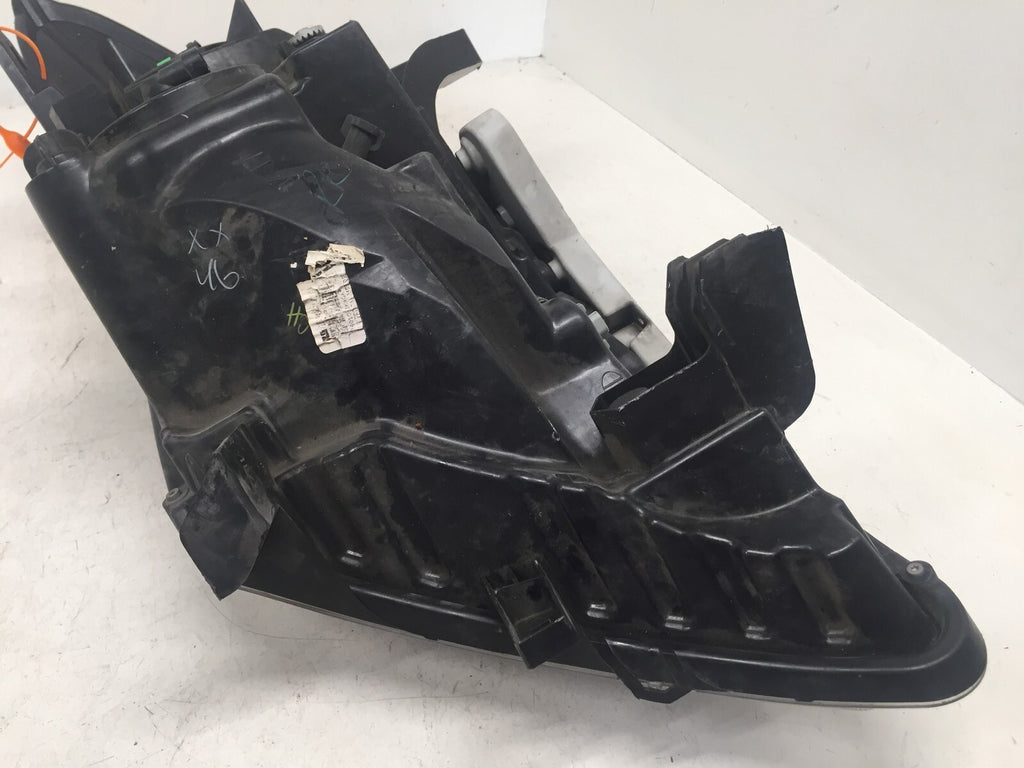 Headlight Damaged Right Side RH Nissan Pathfinder 2013-2016 26010-3KA0A OEM