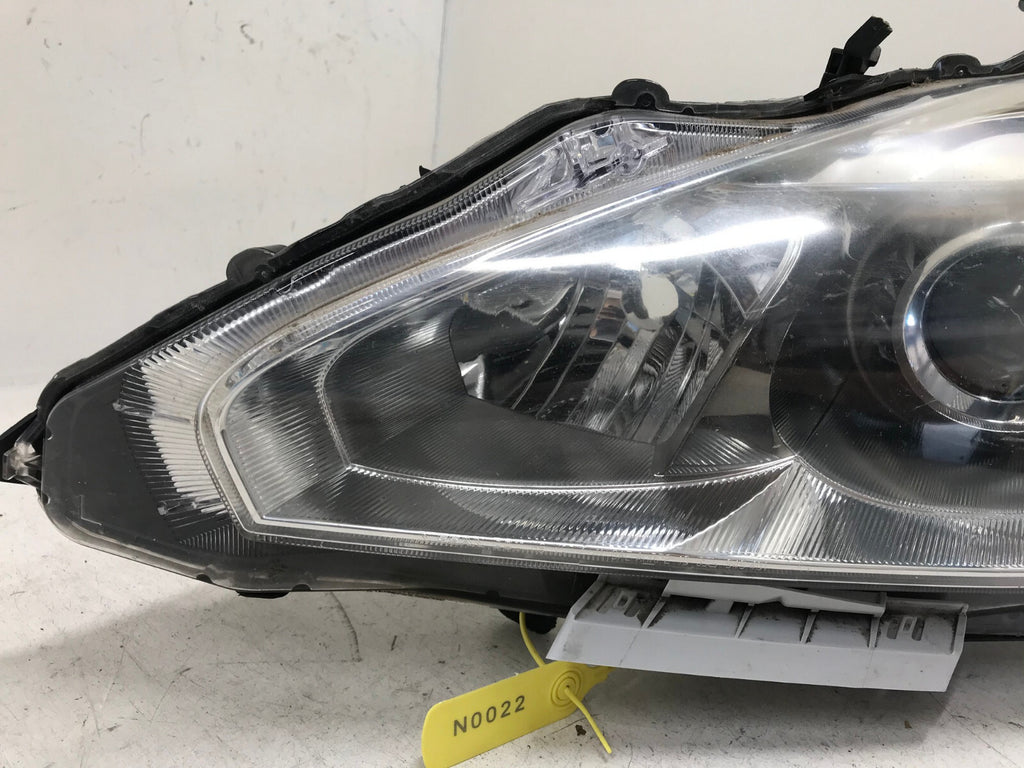 Headlight Damaged Lamp Halogen LH Driver Nissan Altima Sedan 2013 260603TA9A OEM