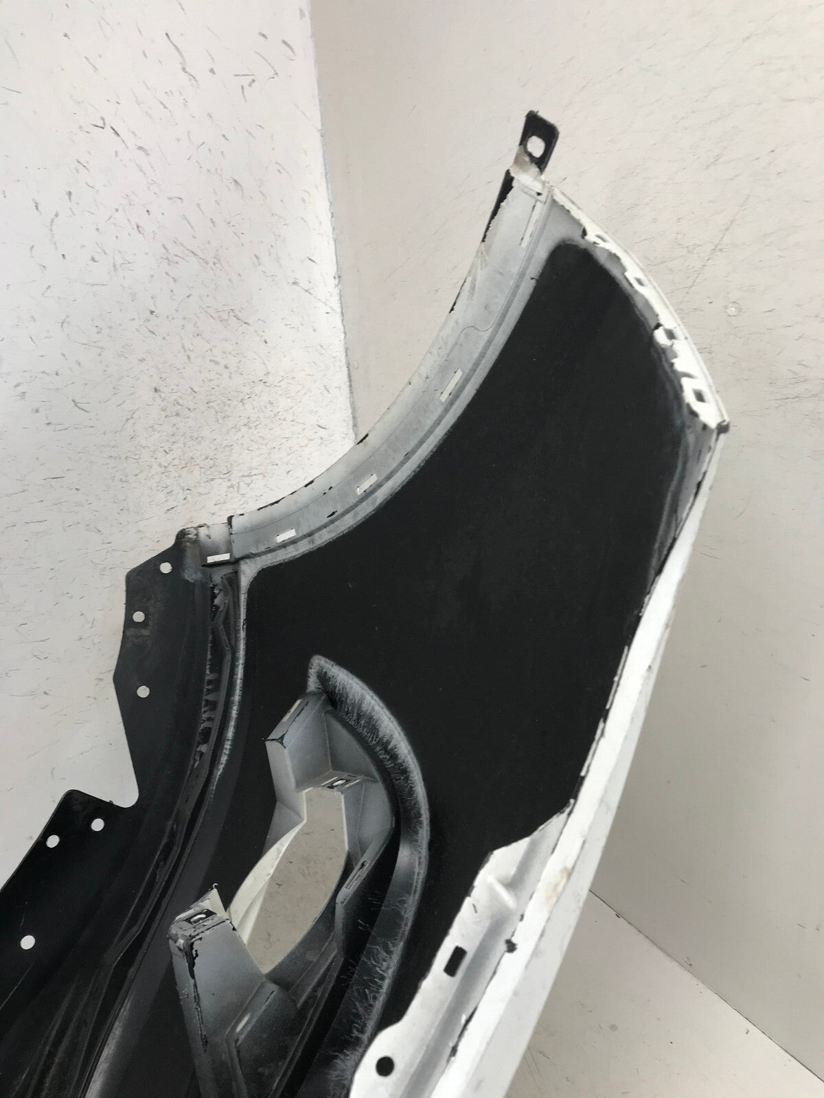 Front Bumper Cover White Nissan Murano S/SL/SV/Platinum 15-2018 62022-5AA0H OEM