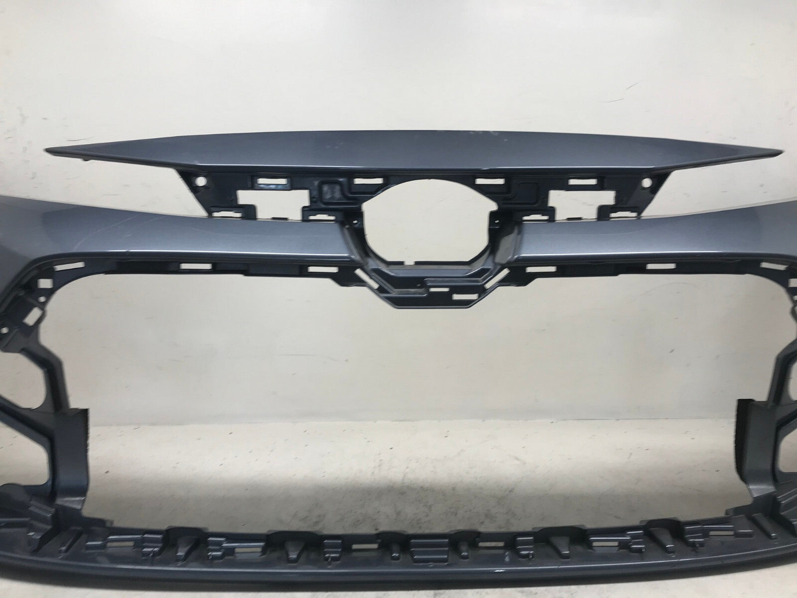 Front Bumper Cover Gray Toyota Corolla Sedan L/LE/XLE/Hyb 20 21 52119-12G00 OEM