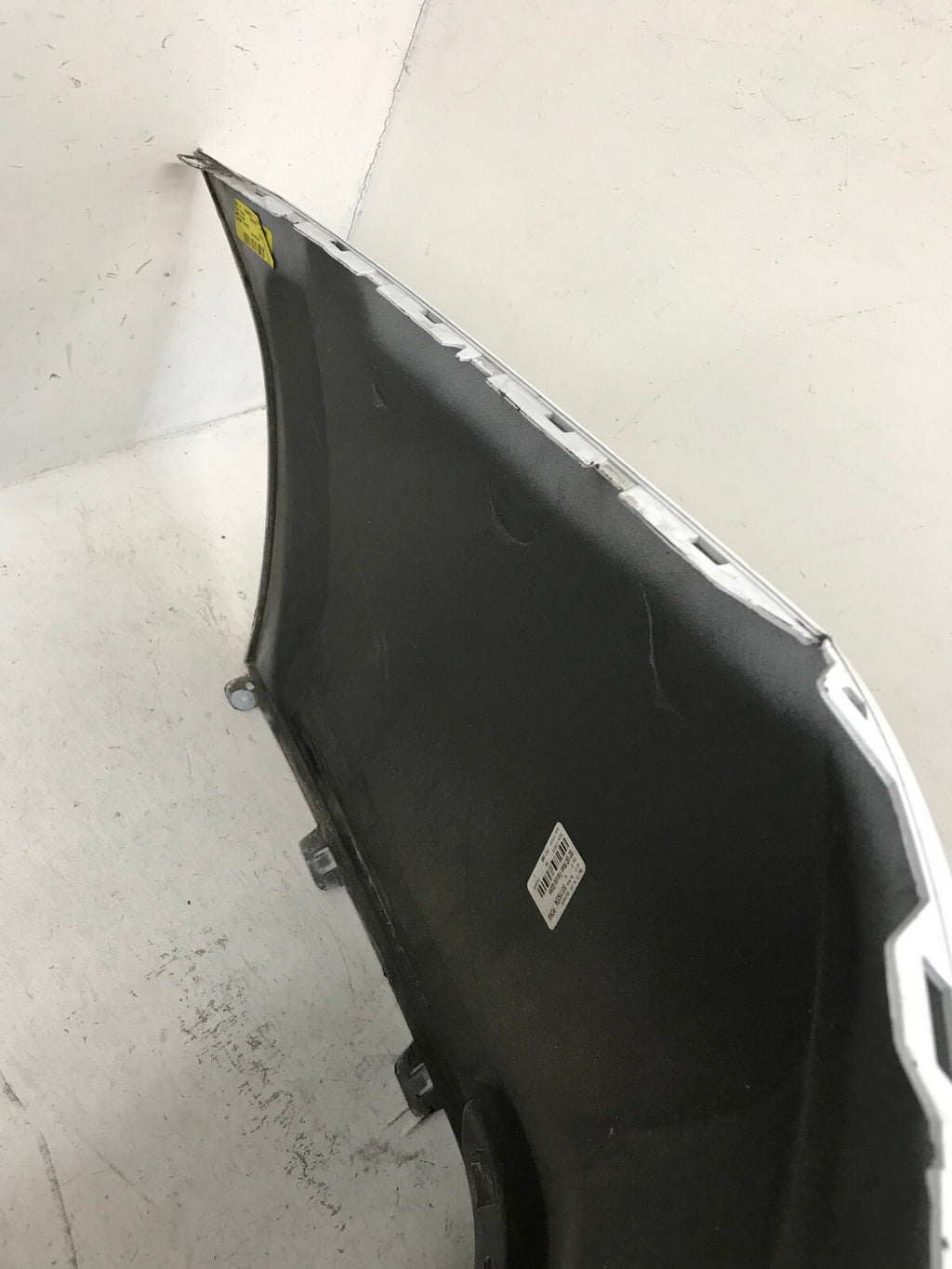 Rear Upper Bumper Cover Chevy Equionox SUV White 18-22 23333105E OEM