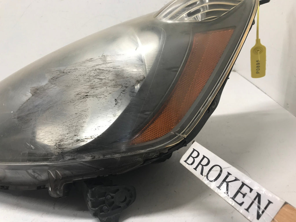 Headlight Damaged Driver LH 2009 2010 2011 Honda Fit Sport Model 33150TK6A11 OEM