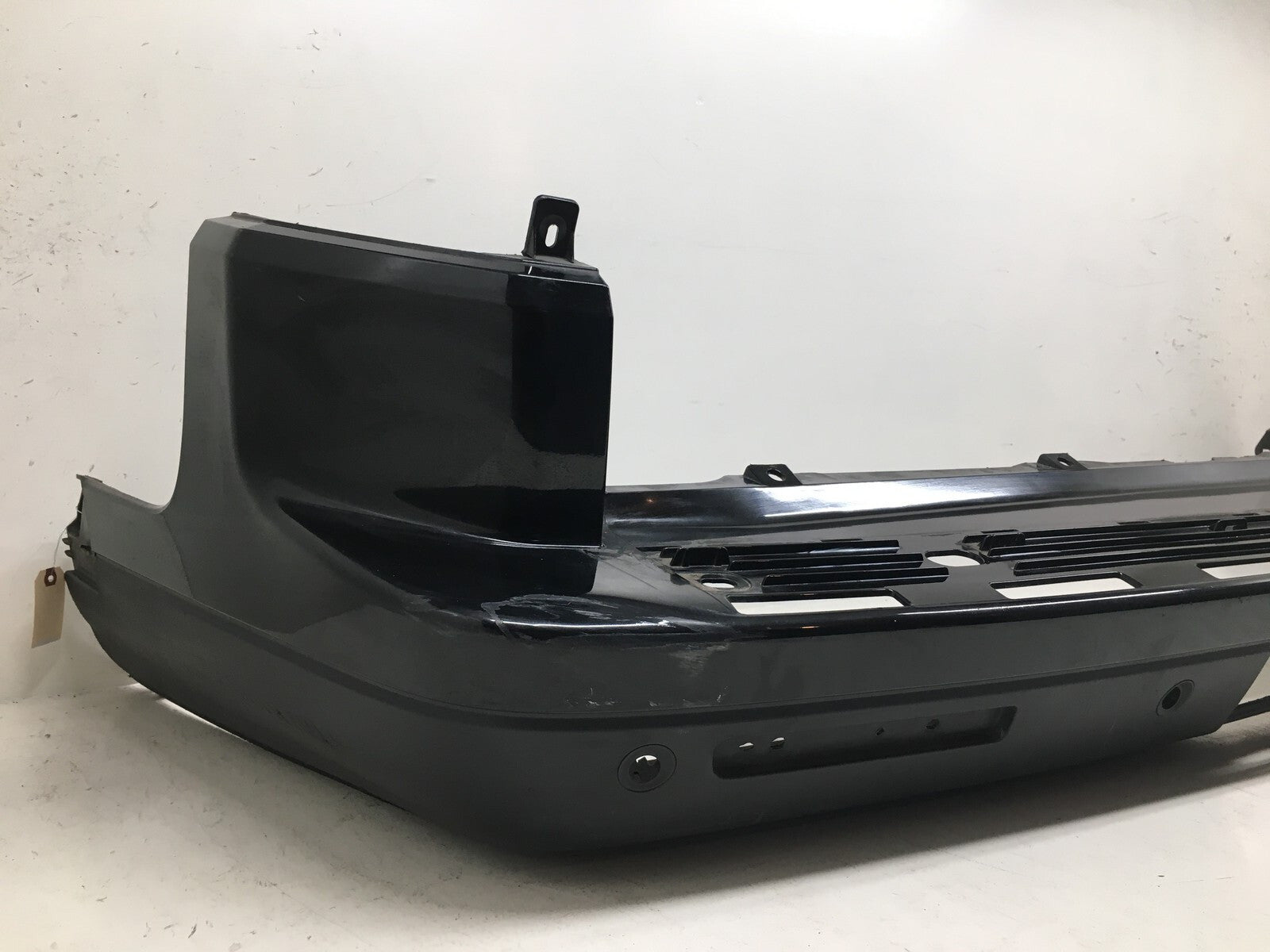 Rear Bumper Cover Land Rover LR3 HSE SE w Sensor Holes 2005 2008 9H22-17D822 OEM