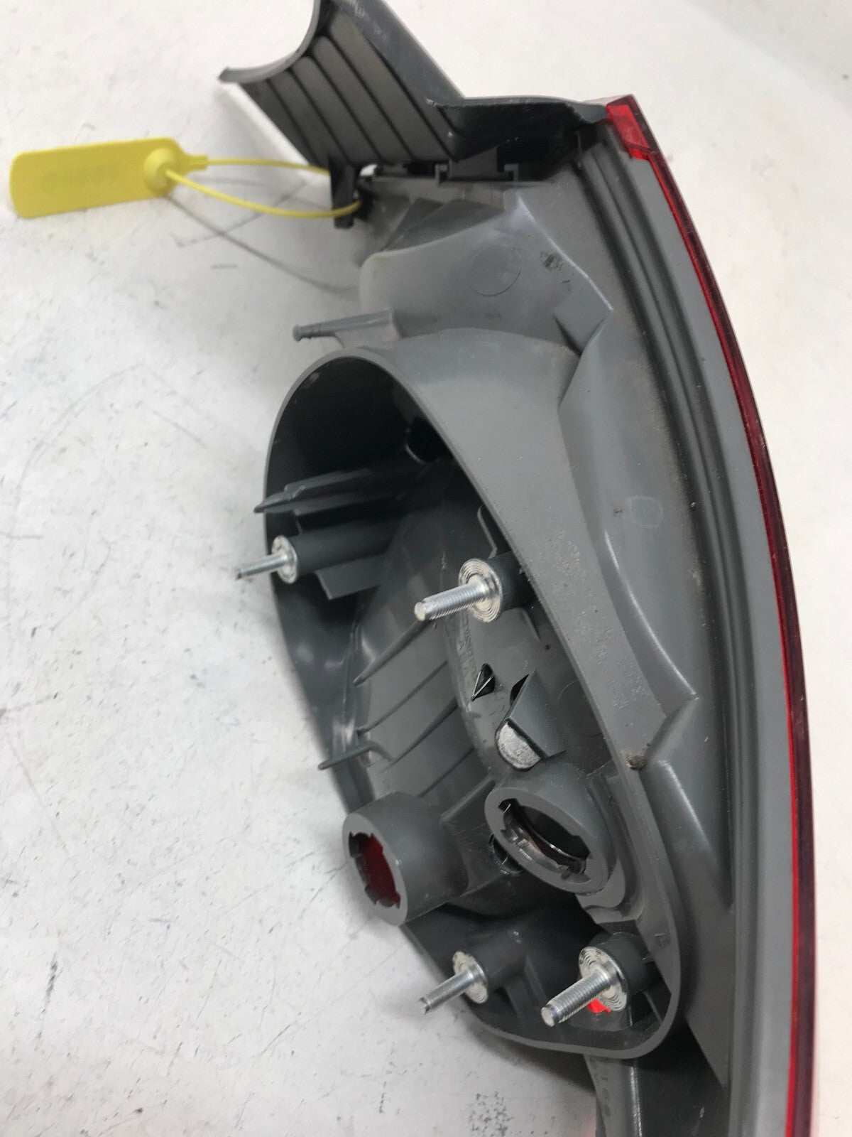 Tail light Damaged LH Driver 06-08 Honda Civic Coupe 33551-SVA-A02 OEM