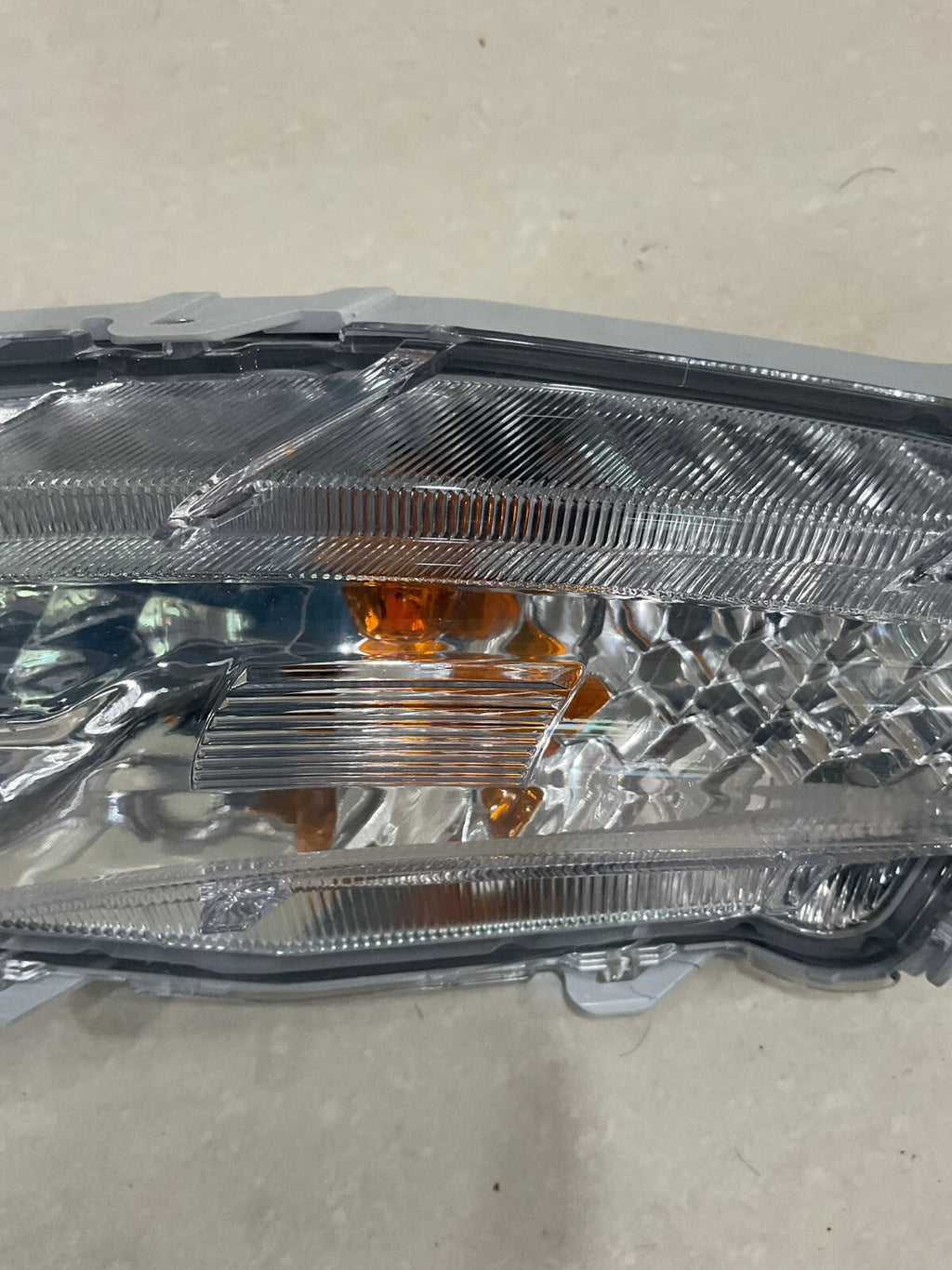 Fog light Damaged Right Passenger RH 2015-2017 Toyota Camry NAL+945+233 OEM