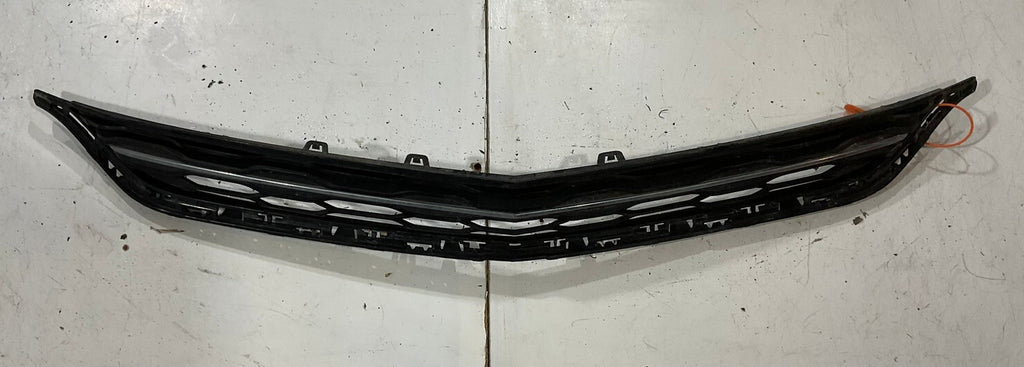 Grill Grille Black/Missing Trim 2016-2018 Chevy Chevrolet Malibu 16-871B OEM
