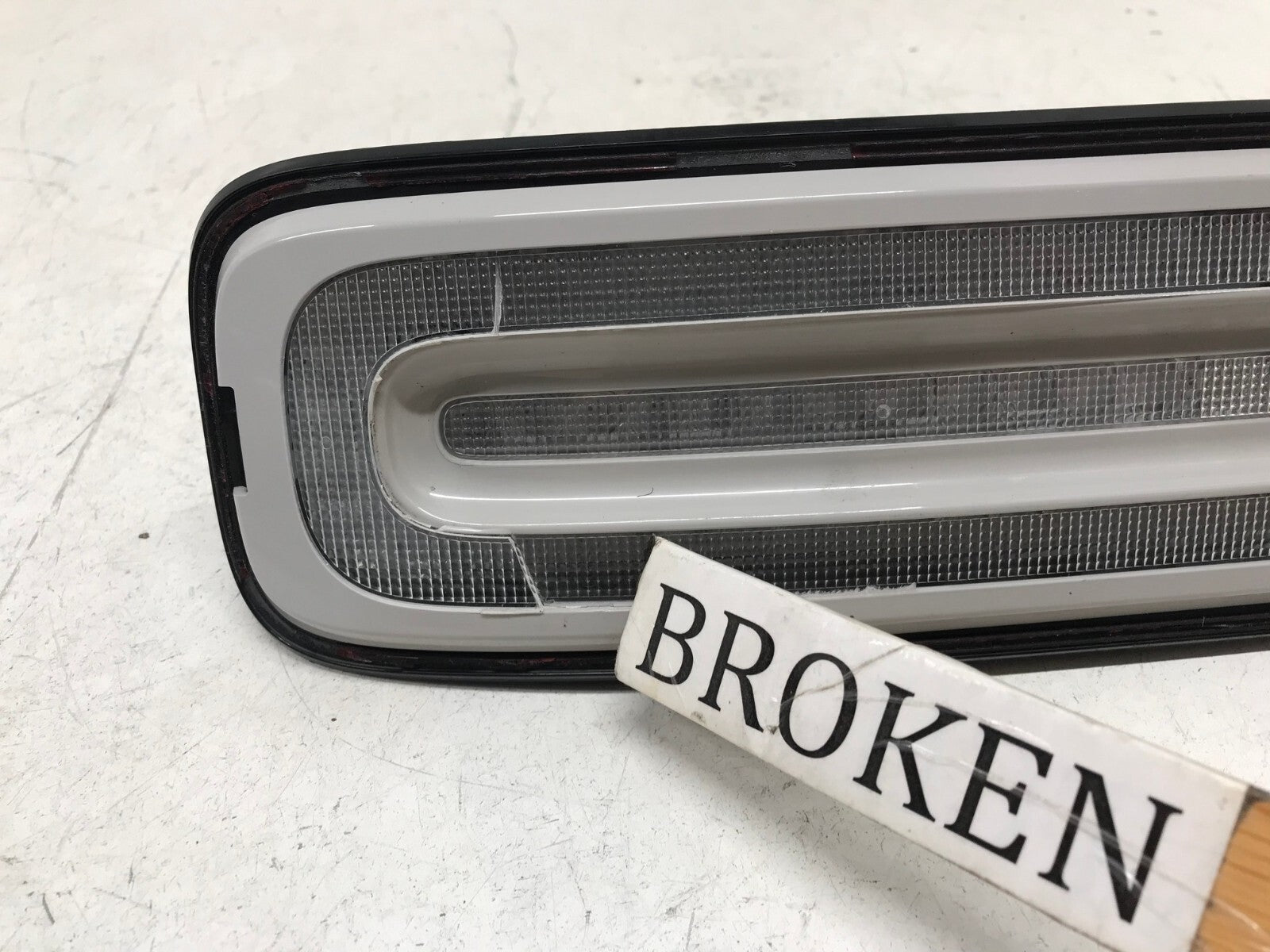 Tail light Damaged Driver LH Mercedes Benz G 550 2019-2022 2023 A4639068300 OEM