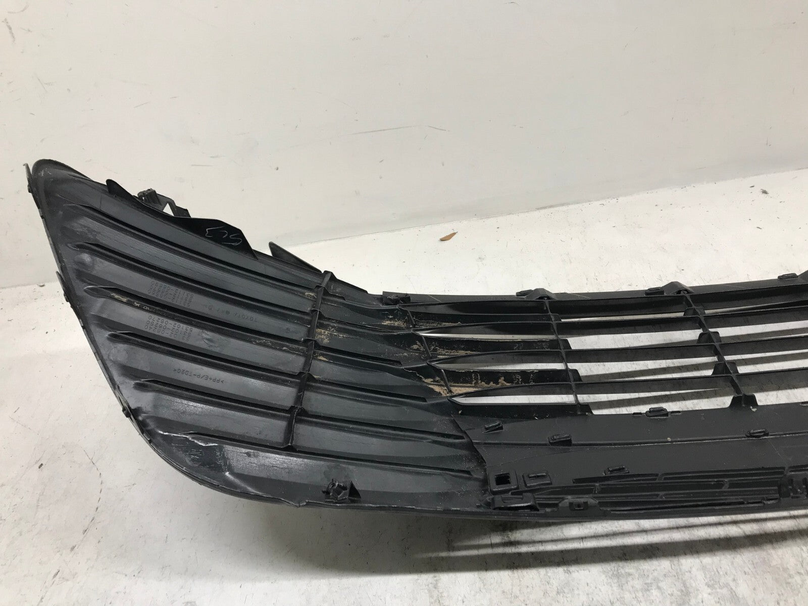 Grill Grille Toyota Camry 2018-2020 53113-06010 OEM