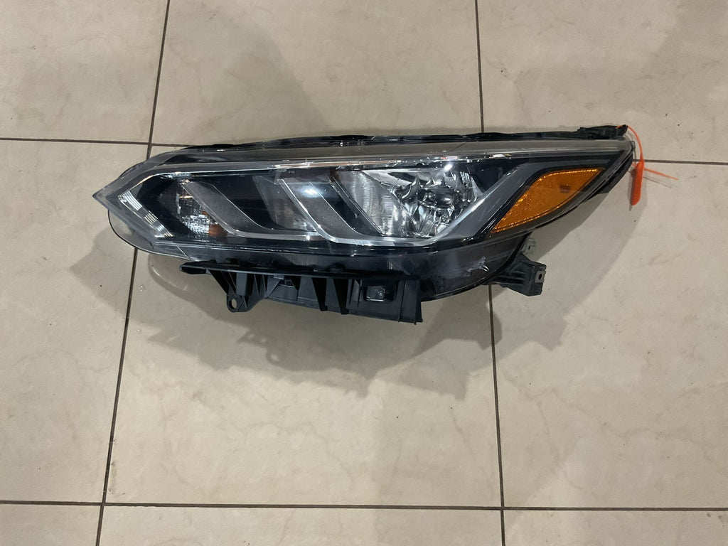Headlight Right Passenger RH 2020-2022 Nissan Sentra SR CAPA