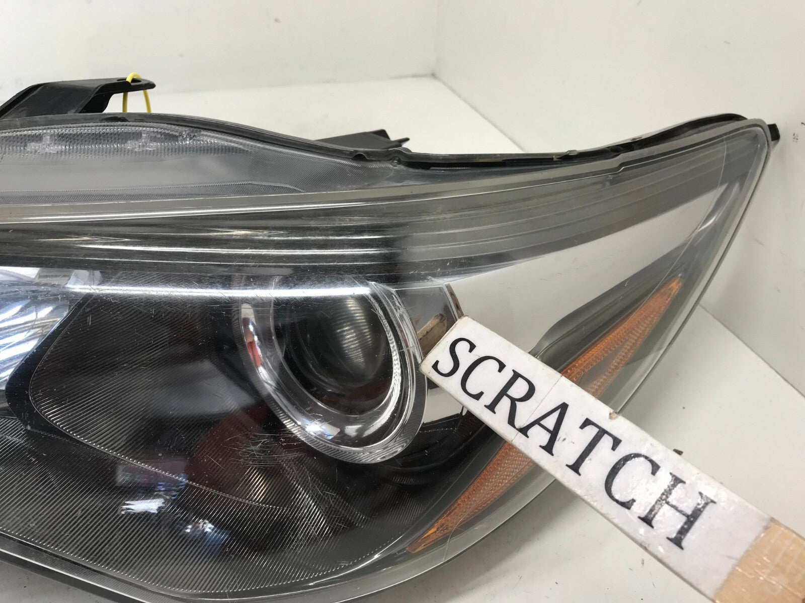 Headlight Damaged Left Driver LH Halogen Toyota Camry 2015-2017 OEM5