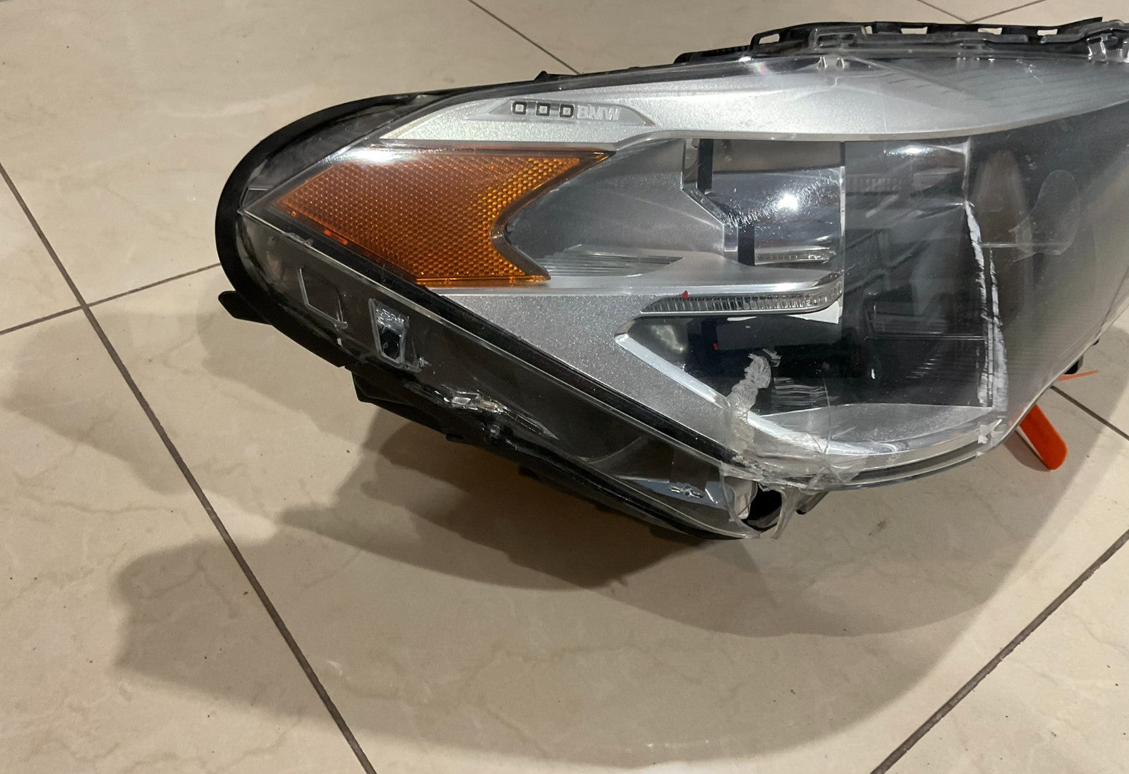 Headlight Right Passenger RH 2016 2017 2018 2019 BMW X1 63.11-7346538 OEM