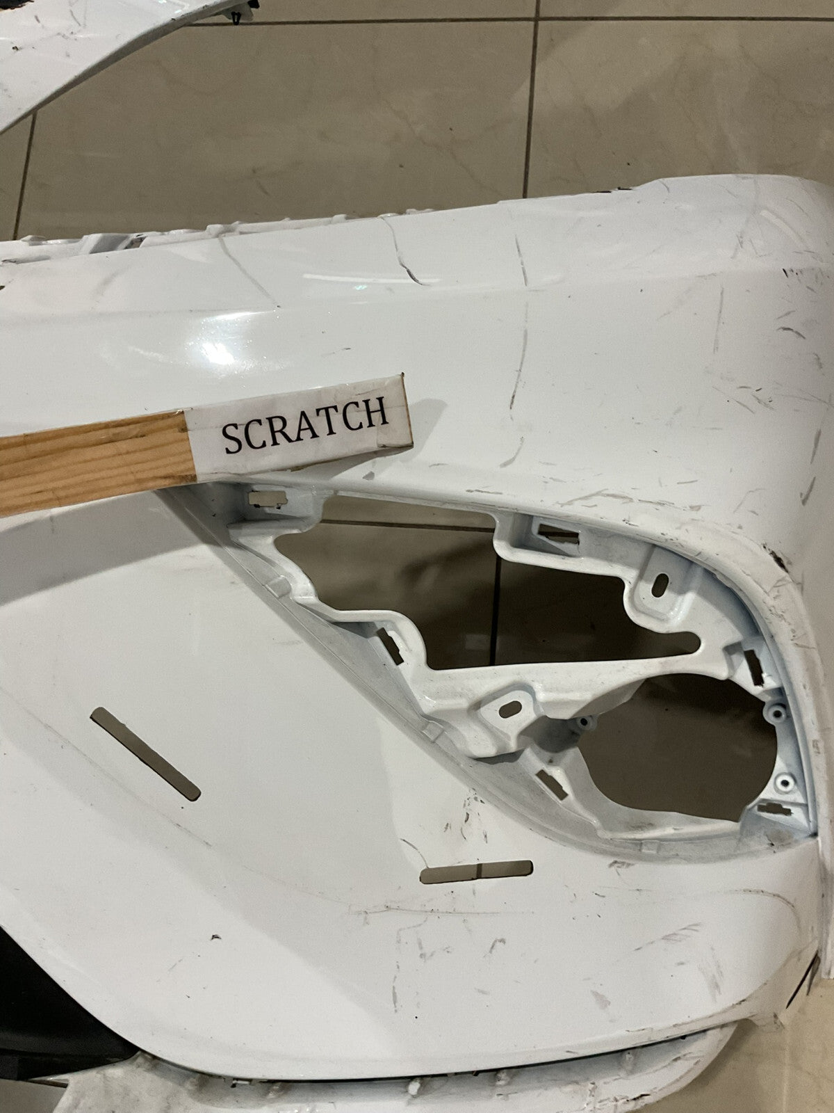 Front Bumper Cover White Toyota Camry XSE SE Hybrid SE 2018-20 52119++06E20 OEM