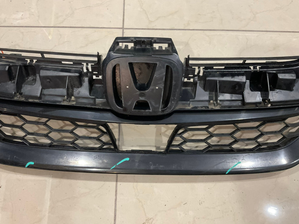 Grill Grille Balck 017 2018 Honda CR-V 71121-TLA-A100 OEM