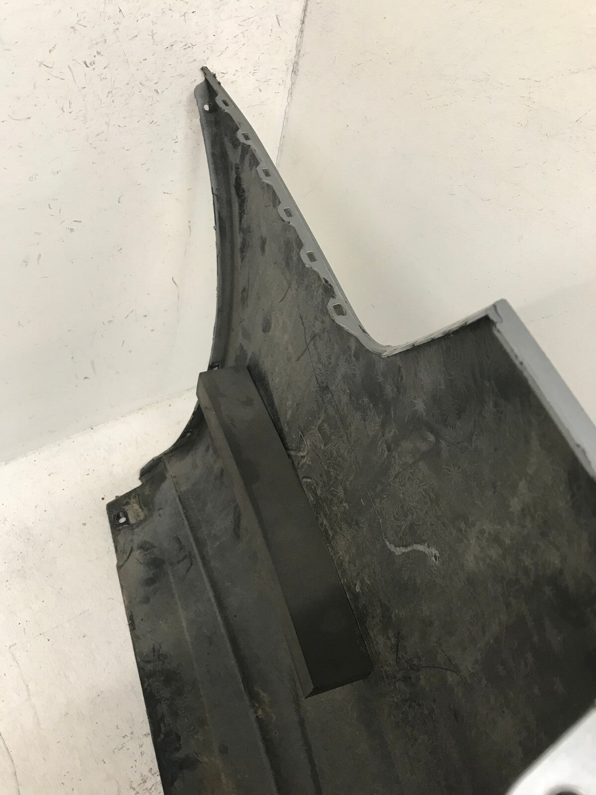 Rear Bumper Cover Gray Nissan Sentra SR/SR Turbo 2016-2018 85022-3SH0H OEM