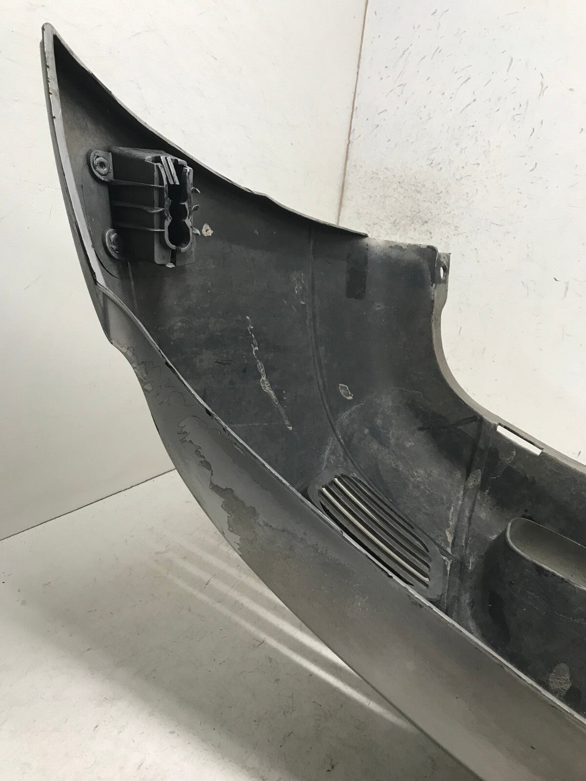 Front Bumper Cover Silver 2002-2009 Chevrolet Trailblazer 88937008 OEM