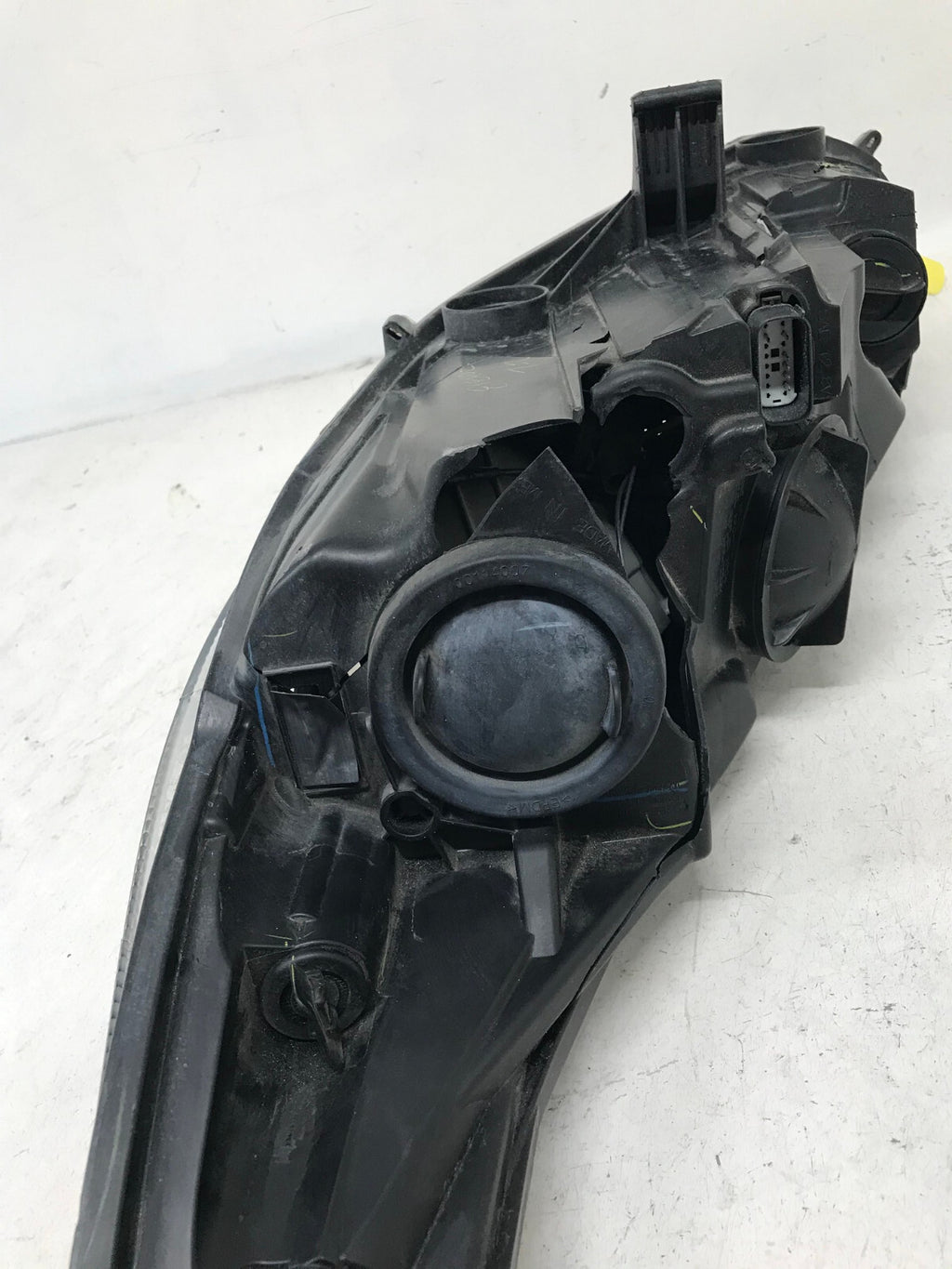 Headlight Damaged RH Ford Fiesta (For Parts Only) 2014 - 2019 D2BB-13W029-BG OEM