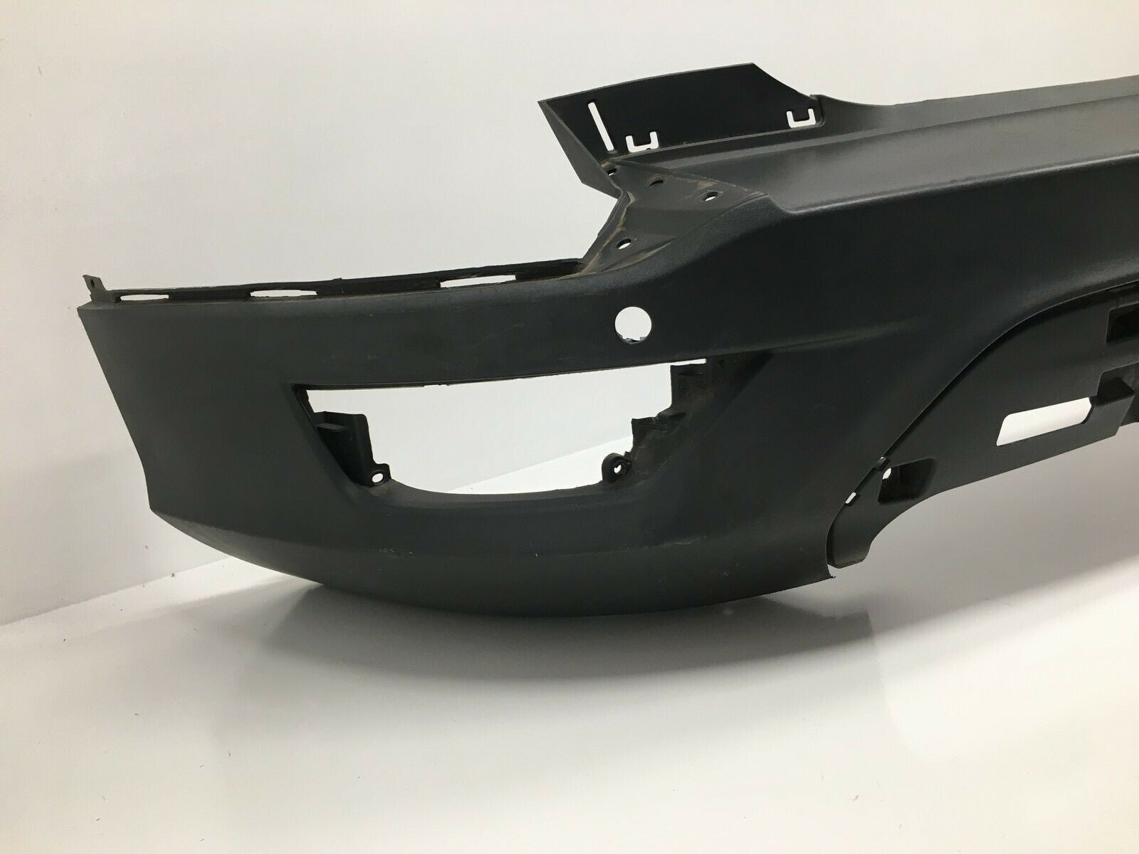 Rear Bumper Cover Ford Escape S/SE/SEL/Titanium No Sens w/Trailer pkg 13-15 OEM