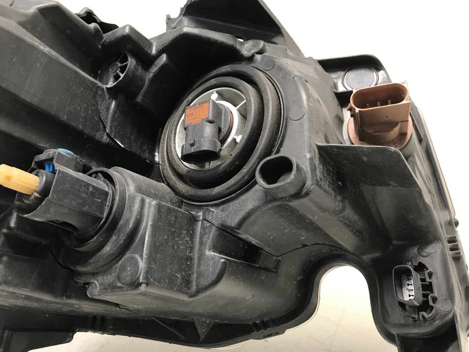 Halogen Headlight Damaged Driver LH Jeep Grand Cherokee 2017-2021 68266647AD OEM