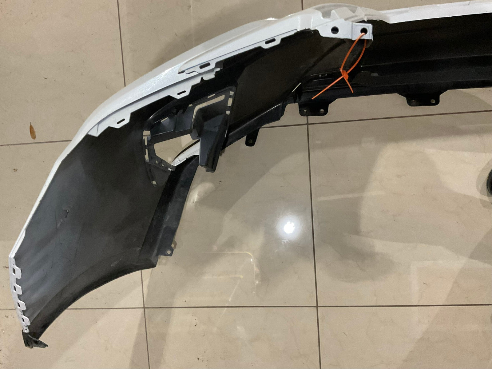 Front Bumper Cover White 2022 2023 Subaru Forester 57704SJ021 OEM