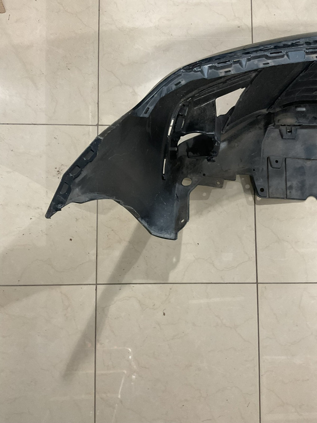 Front Bumper Cover Dark Grey 2022-2023 Honda Civic 71101+T20+A000 OEM
