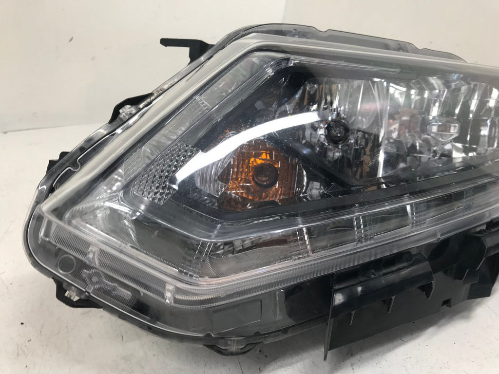 Headlight Damaged Left Driver LH Nissan Rogue 2014-2016 260604BA2A OEM