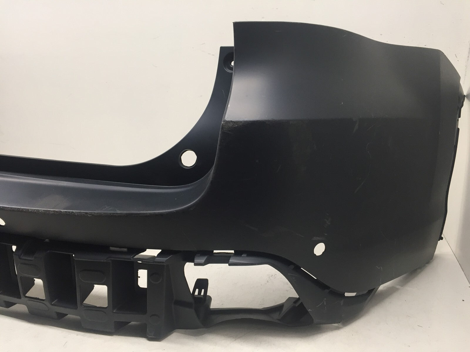 Rear Bumper Cover Toyota Highlander XLE LE Plus Hybrd Ltd w/Sns Holes 14-16 CAPA
