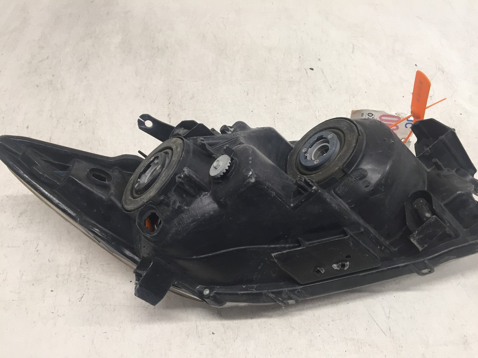 Headlight Damaged Halogen Headlamp Driver LH Scion tC 2005-2007 81170-21130 OEM