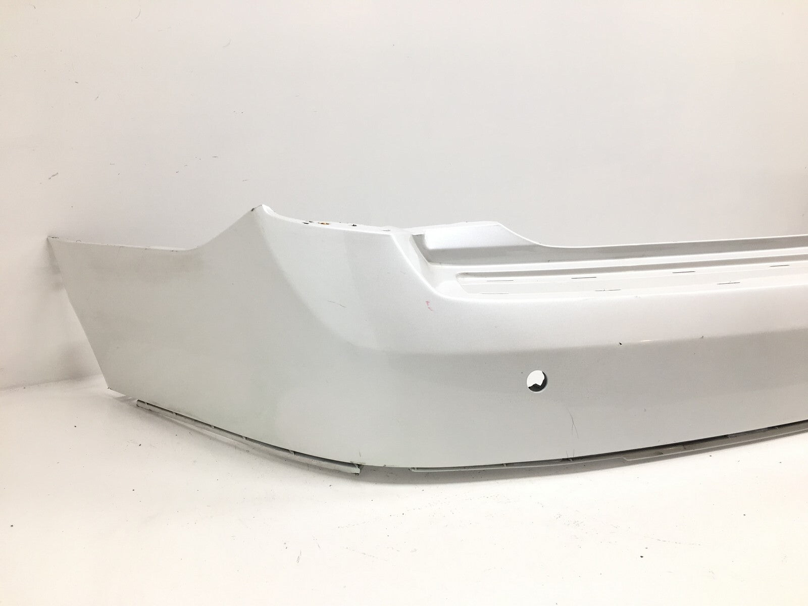 Rear Bumper Cover Cadillac SRX Luxury/Premium/Performance w/Sensr Hole 10-16 OEM