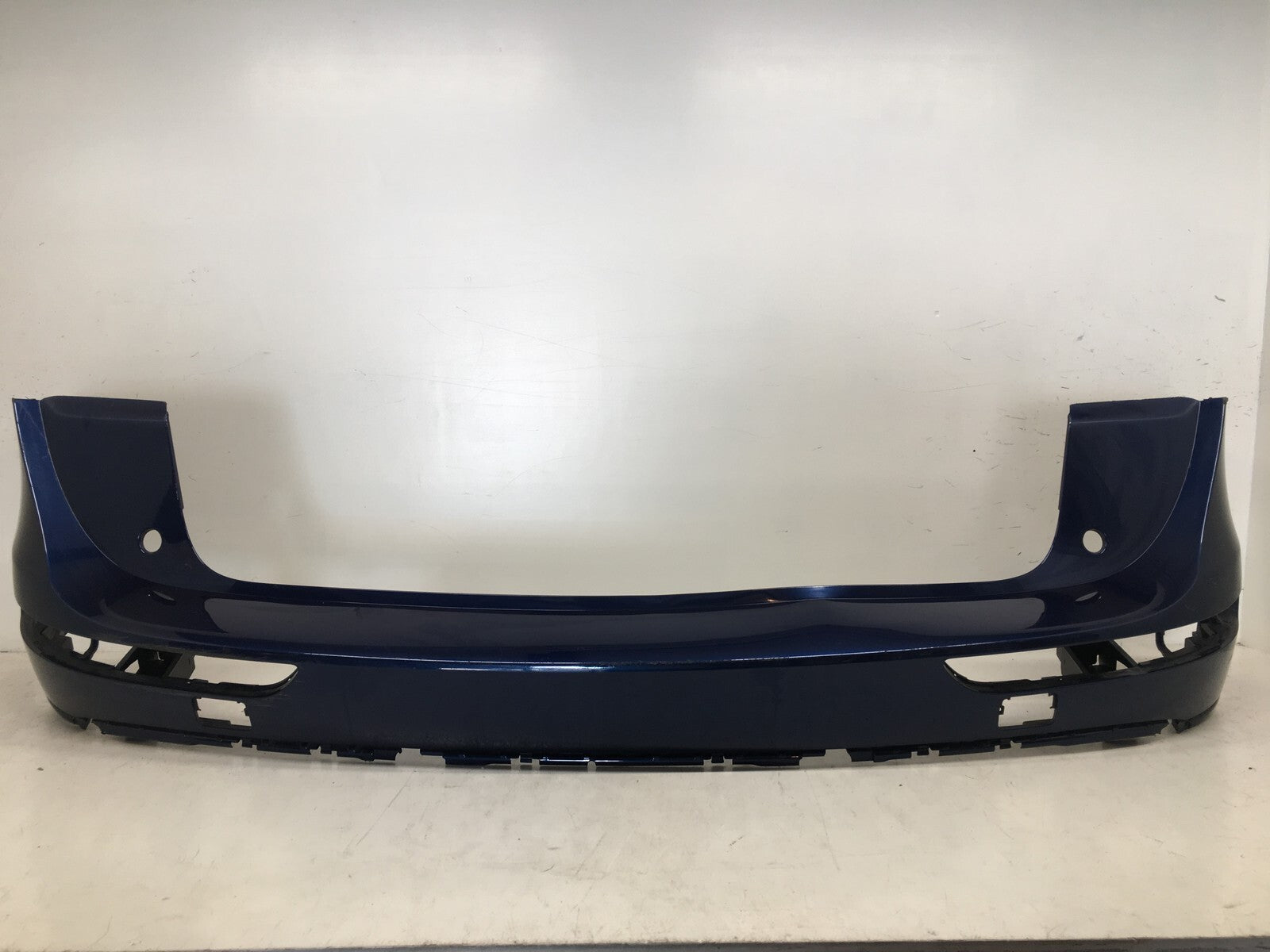 Rear Bumper Cover Audi Q5 Prestige/Premium/TDI w/o S-Line 09-2017 8R0807511 OEM