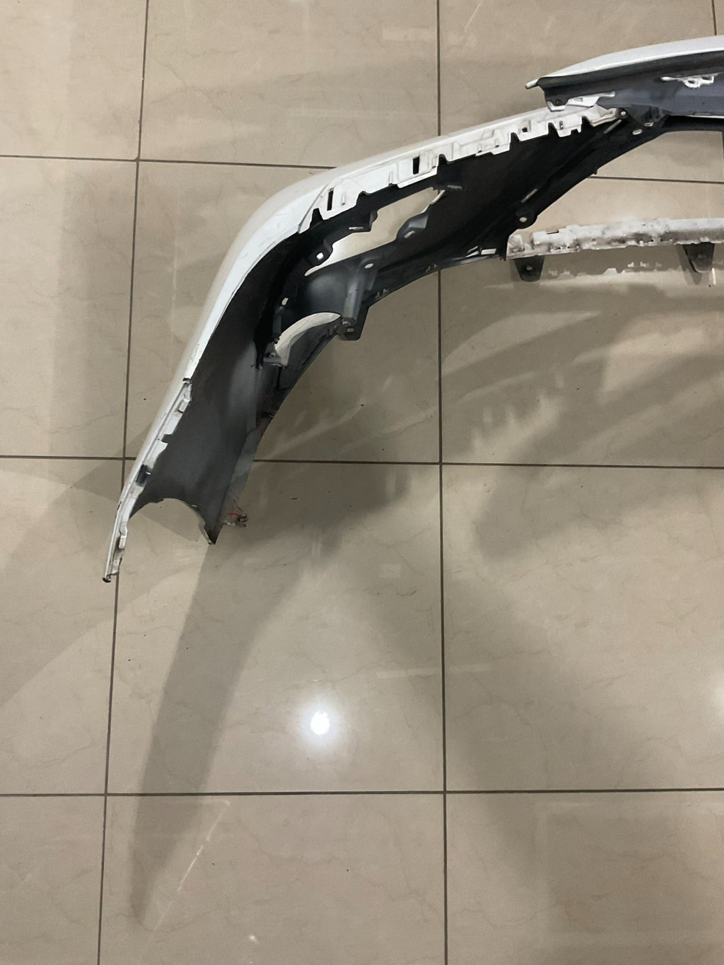 Front Bumper Cover White Toyota Camry 2021 2022 52119+06e20 OEM