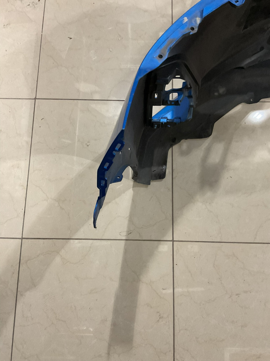 Front Bumper Cover Blue 2021 2022  Nissan Kicks