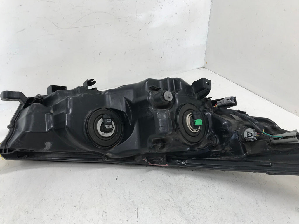 Headlight Damaged Driver LH 2014 2015 2016 Toyota Highlander 3.5L 81110-E250 OEM