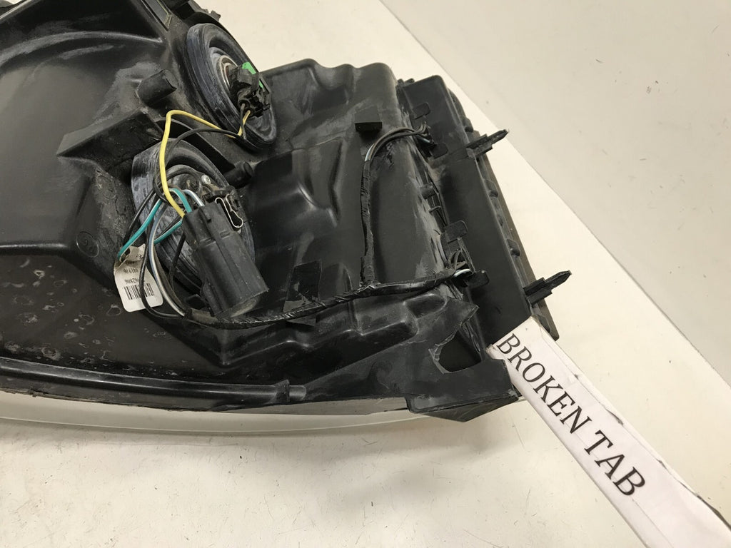Headlight Damaged RH Right Chevy Silverado 1500 2500 3500 07-2013 22853028 OEM