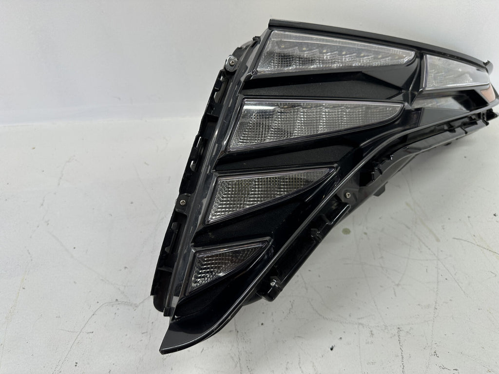 Headlight Damaged Left Driver LH 2022 2023 Hyundai Tucson 92207-CW010 OEM