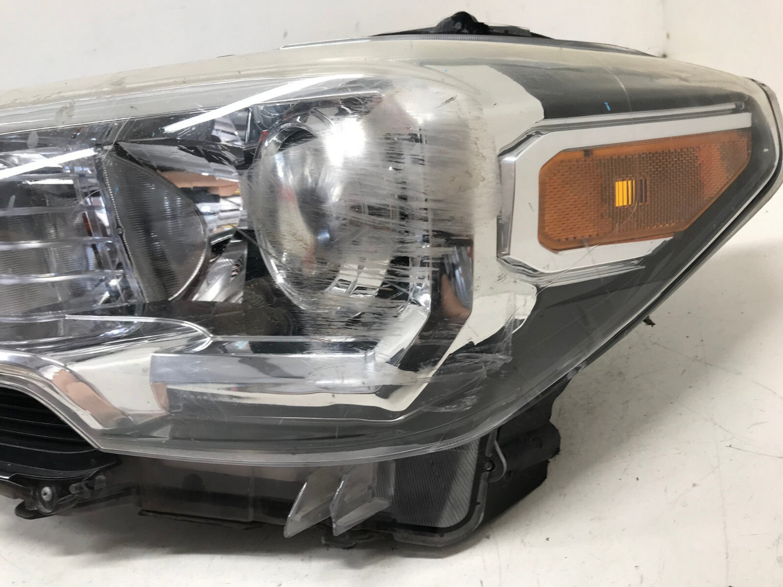 Headlight Damaged Left LH Driver Toyota Tacoma 2016-2022 CAPA