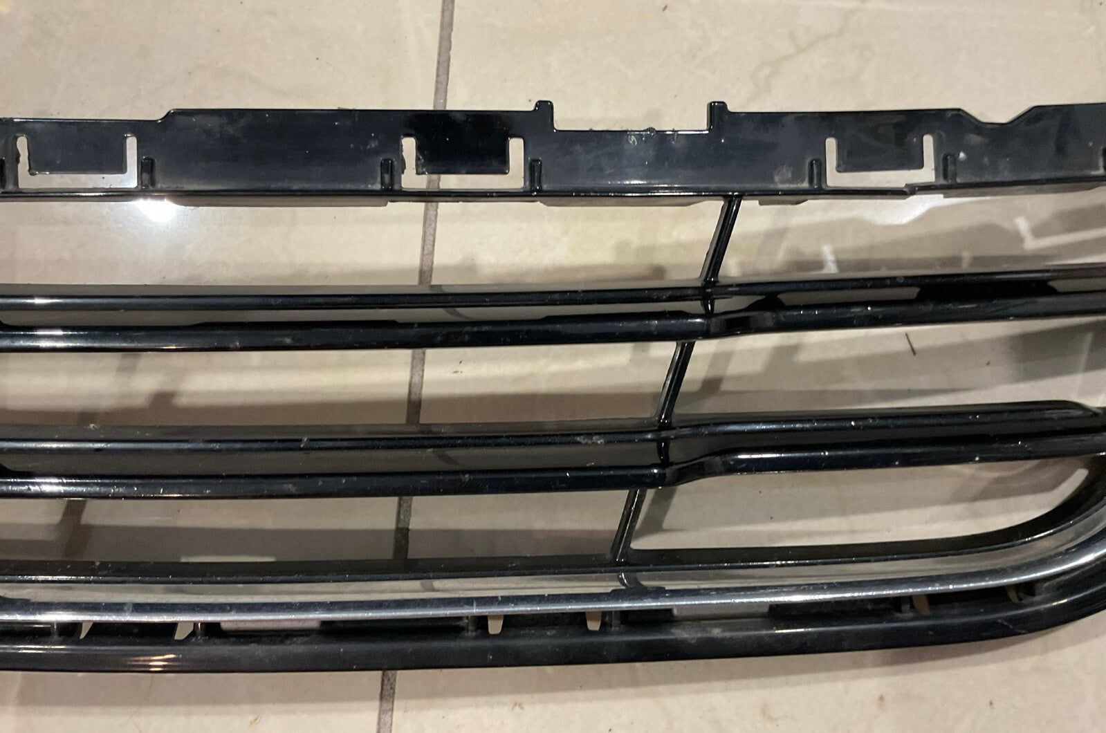 Grill Grille Black 2013-2016 Ford Fusion ds7317b96838w OEM