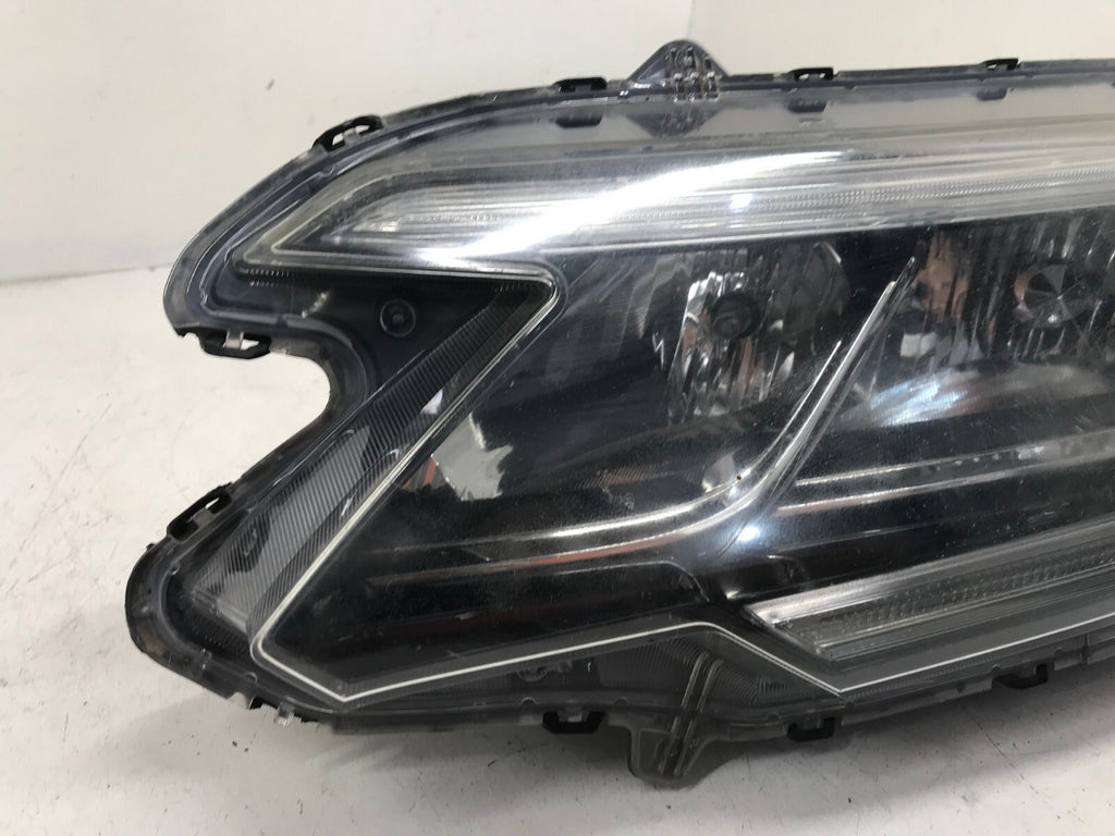 Headlight Damaged Left Driver LH Honda CR-V LX SUV 2015-2016 33150T1WA11 OEM