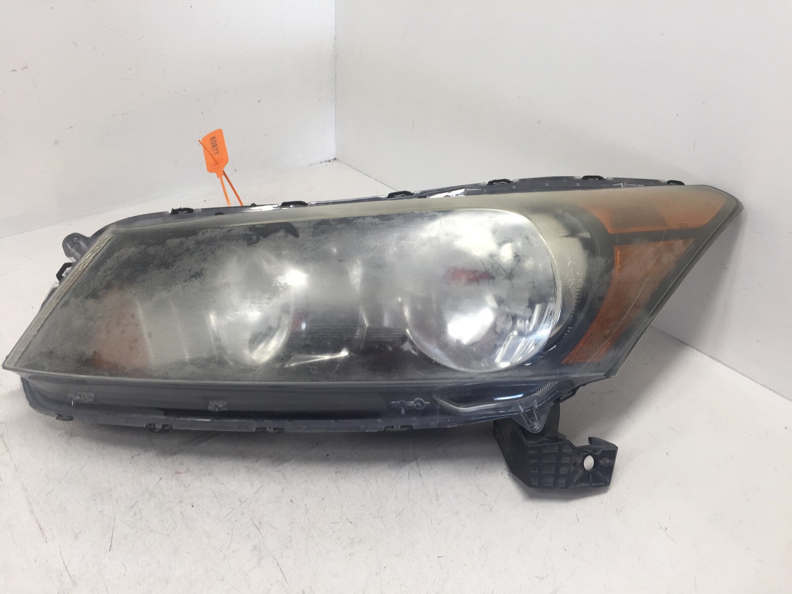 Headlight Damaged Halogen Left Driver LH Honda Accord Sedan 2008-2012 OEM