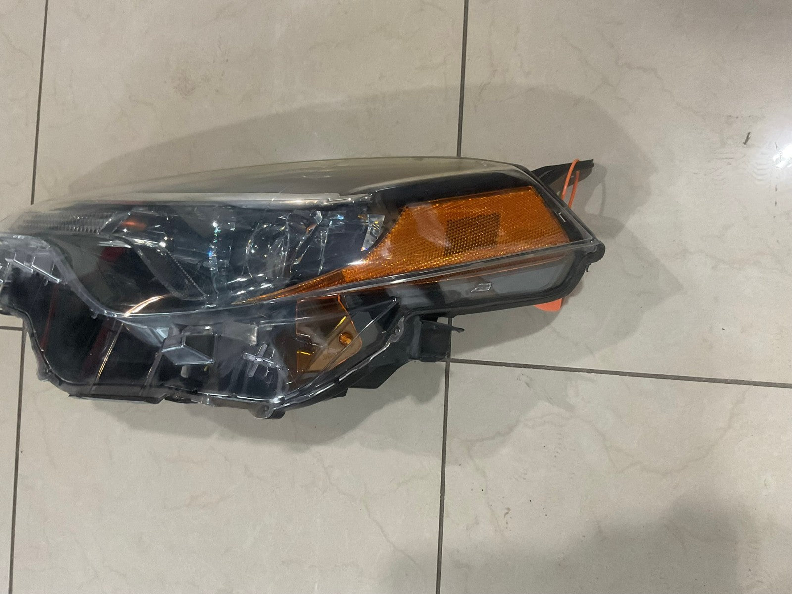 Headlight Left LH Driver 2017 2019 Toyota Corolla SE XLE XSE CAPA