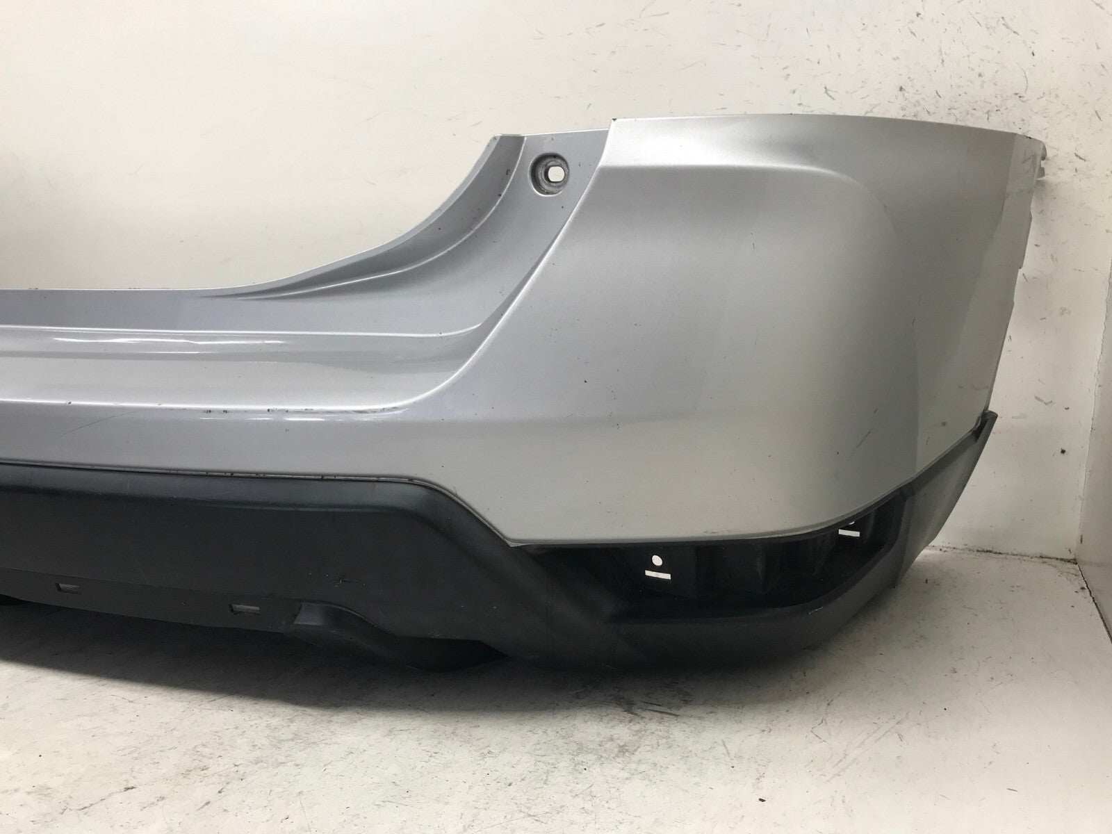 Rear Bumper Cover Silver 2017-2018 Nissan Rogue S/SL/SV/Hybrid 85022-6FL0H OEM