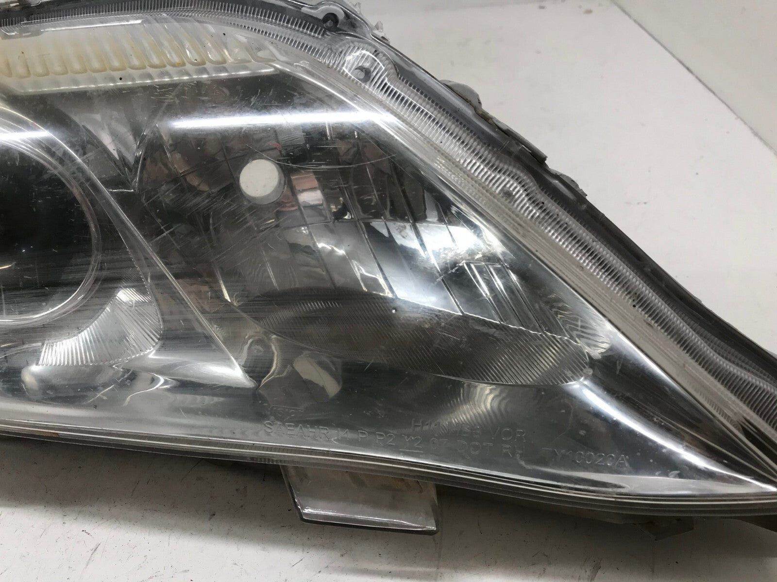 Headlight Damaged Right RH Passenger Toyota Camry 2012-2014 8111006470 OEM