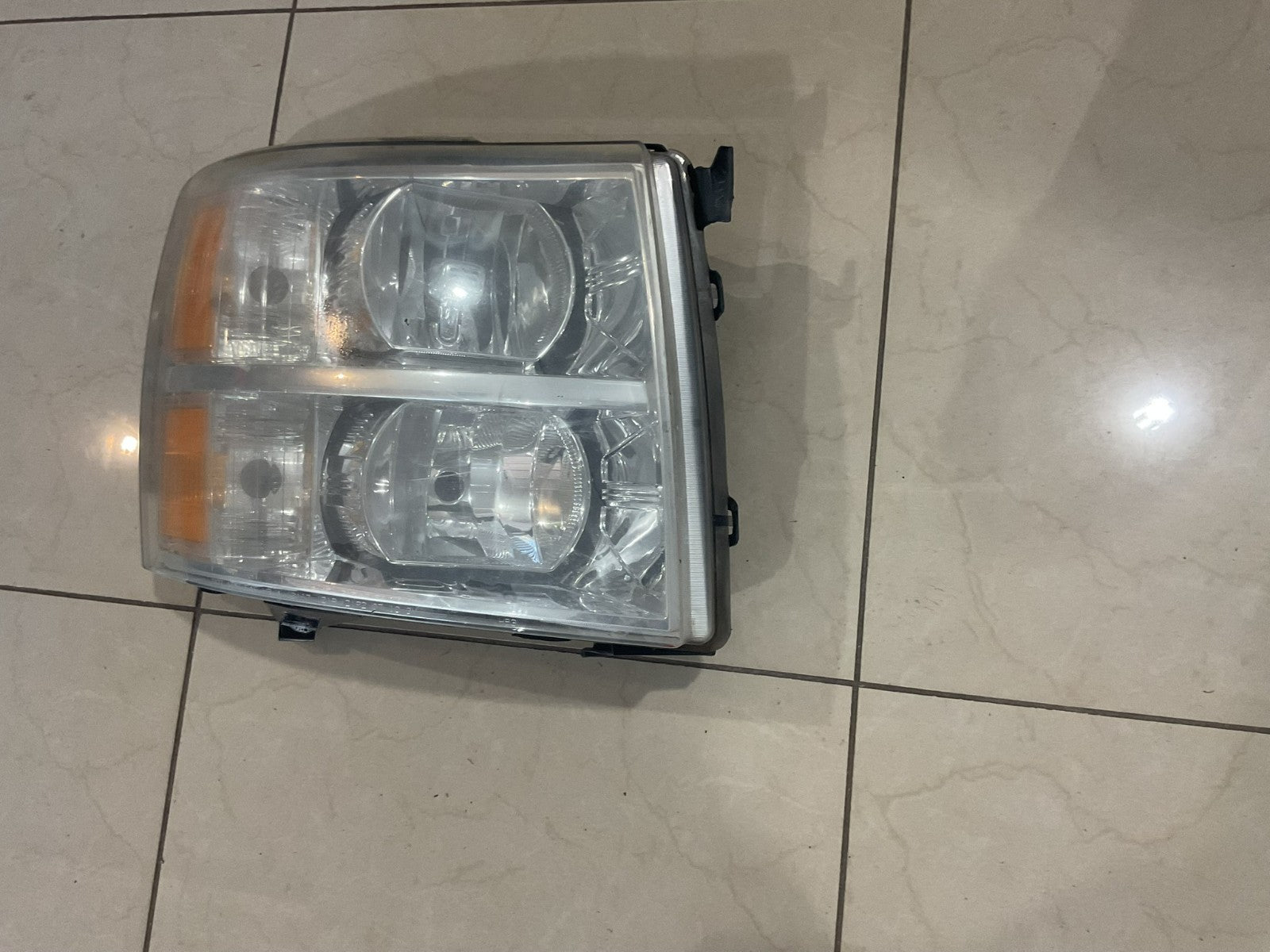 Headlight Right Passenger RH 2007-2014 Chevy Silverado 1500 2500HD 3500HD CAPA