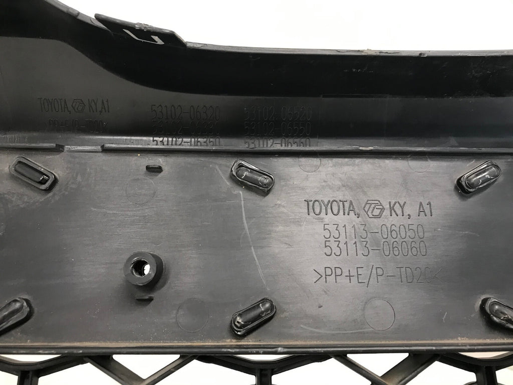 Lower Grill Grille Toyota Camry SE XSE 2018 2019 2020 52113-06050 OEM