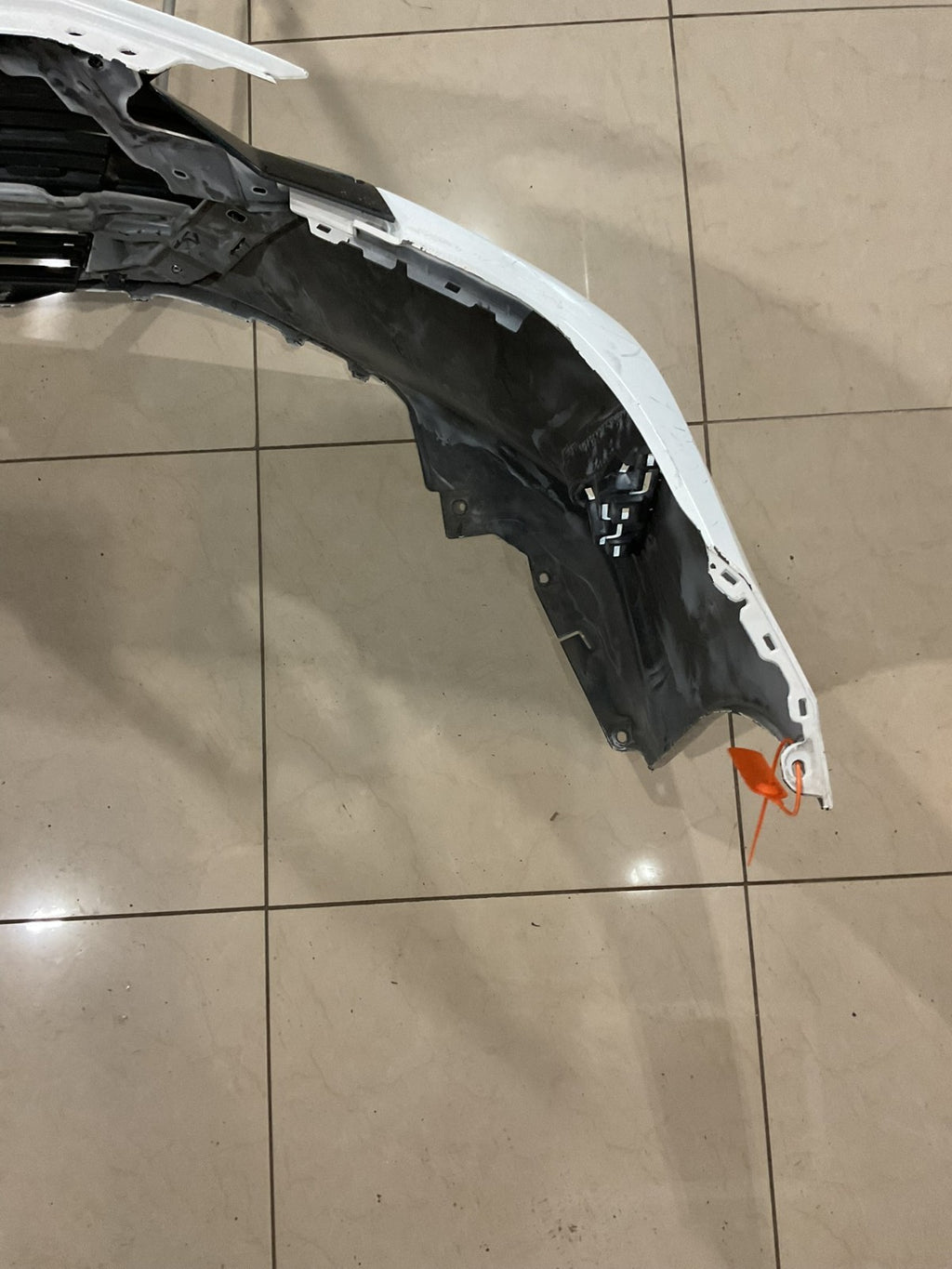 Front Upper Bumper Cover White Nissan Sentra 2024 62022+6ly0h OEM